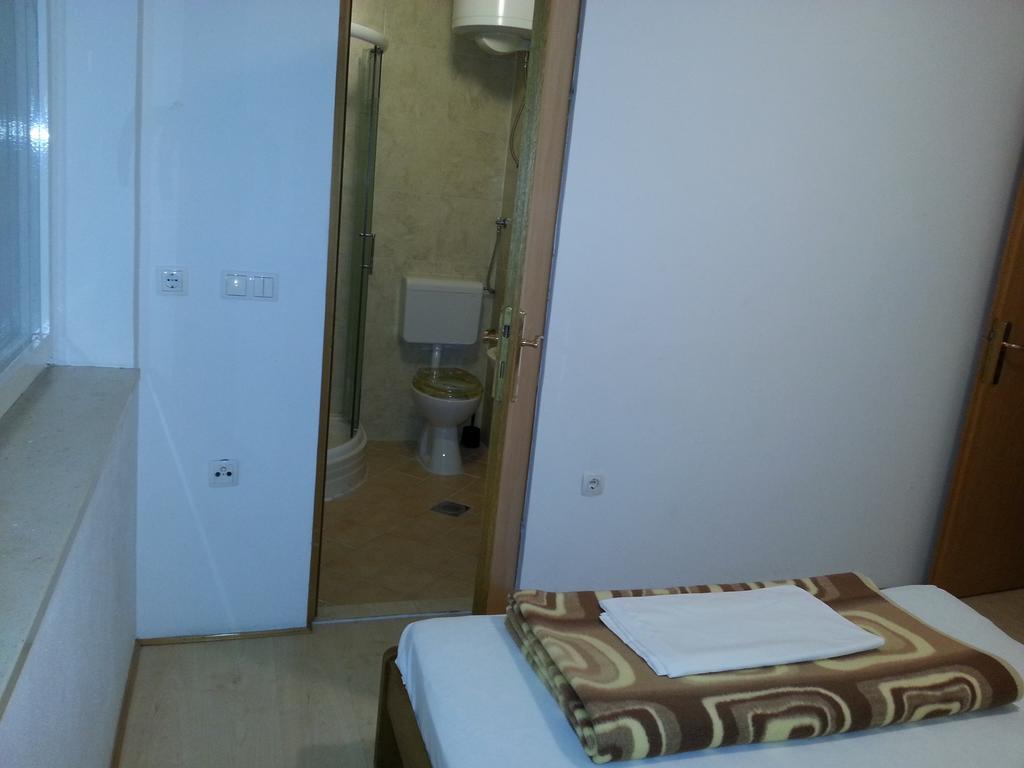 Apartmani Ante Crikvenica Exterior photo