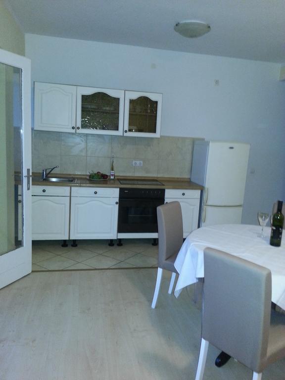 Apartmani Ante Crikvenica Exterior photo